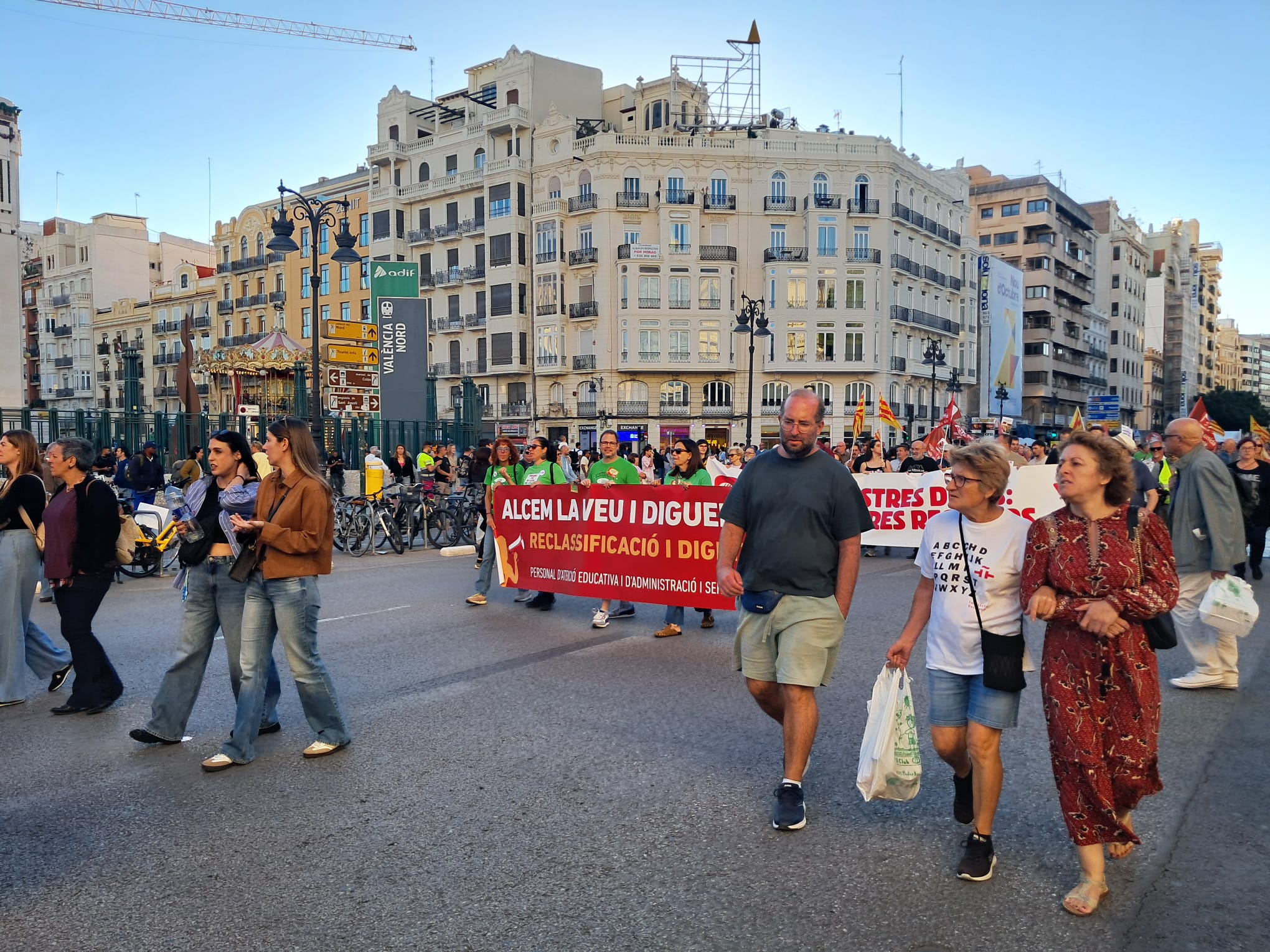 El catalanismo más radical se fractura en dos marchas paralelas con escasa convocatoria 13 WhatsApp Image 2026 10 09 at 21.47.053