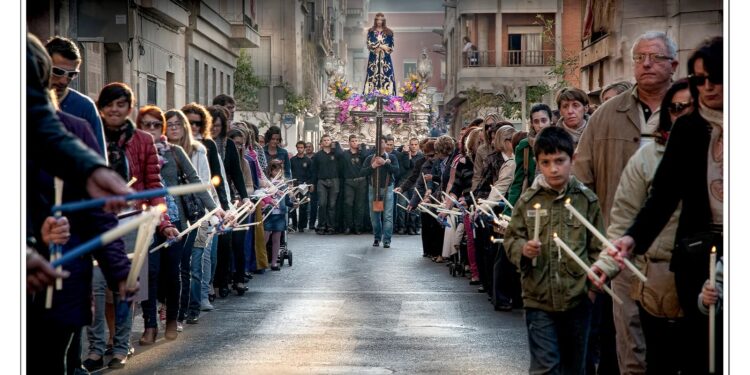 Crevillent se convierte en el epicentro de la devoción con la XX Jornada de Convivencia de Cofradías de Jesús Rescatado, Cautivo y Medinaceli
