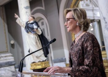 Sara Brugger Frigols es proclamada Honorable Clavariesa de las Fiestas Vicentinas de 2027 en un solemne acto en Valéncia 14 Sara Brugger Frigols es proclamada Honorable Clavariesa de las Fiestas Vicentinas de 2027 en un solemne acto en Valéncia