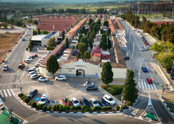 Torrent despliega un macrodispositivo de seguridad y movilidad con 175 servicios policiales y 3.500 aparcamientos para Todos los Santos