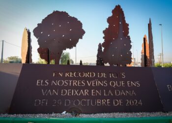 Torrent rinde un emotivo homenaje a las 11 víctimas mortales locales de la DANA en el segundo aniversario de la tragedia 1 Torrent rinde un emotivo homenaje a las 11 víctimas mortales locales de la DANA en el segundo aniversario de la tragedia