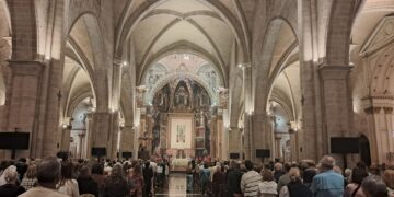 La Catedral de Valencia clausura el III Año Jubilar del Santo Cáliz con una multitudinaria Misa de Cierre