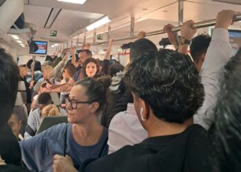 Cercanías Valéncia: trenes borregueros y cancelaciones. Pasajeros que no llegan o llegan tarde 14 Cercanías Valéncia: trenes borregueros y cancelaciones. Pasajeros que no llegan o llegan tarde