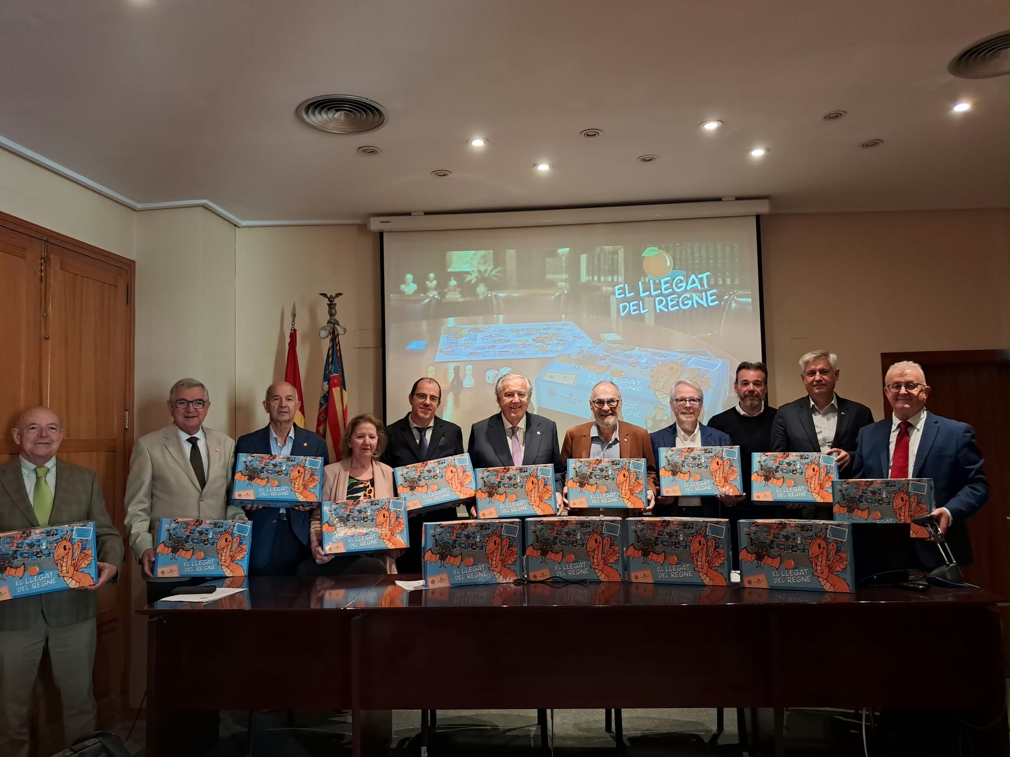 Nou joc per a estos Nadals: El Llegat del Regne, un joc en Llengua Valenciana i castellà per a tota la familia 3 WhatsApp Image 2026 10 31 at 12.02.254