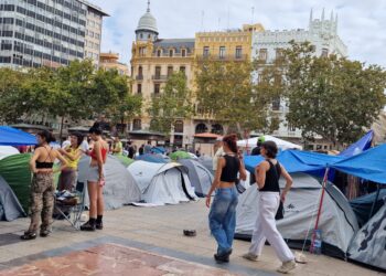 Los sindicatos convocan una huelga general este otoño por la crisis de la vivienda y la pérdida de poder adquisitivo