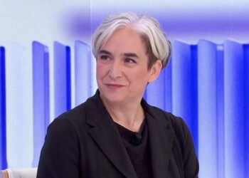 El Frente Amplio acuerda proponer a Ada Colau para el 29-N, pero las fracturas internas amenazan con reducirlo a un «frente estrecho»