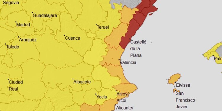 El temporal deja cerca de 70 incidentes y más de 100 litros desde anoche en el litoral mientras se mantiene la alerta por lluvias intensas 1 El temporal deja cerca de 70 incidentes y más de 100 litros desde anoche en el litoral mientras se mantiene la alerta por lluvias intensas