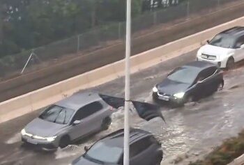 Una tromba de agua torrencial descarga casi 30 l/m² en apenas media hora sobre Alicante