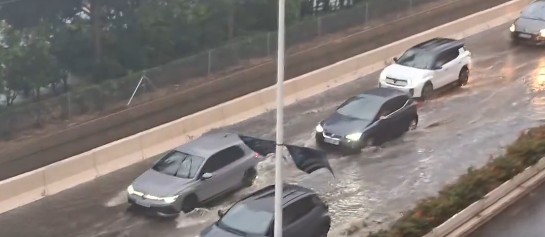 Una tromba de agua torrencial descarga casi 30 l/m² en apenas media hora sobre Alicante 1 Una tromba de agua torrencial descarga casi 30 l/m² en apenas media hora sobre Alicante