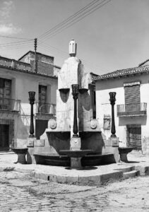 El laberinto de la fuente perdida de Benimaclet: del orgullo republicano de 1931 al oasis oculto en un patio escolar 3 El laberinto de la fuente perdida de Benimaclet: del orgullo republicano de 1931 al oasis oculto en un patio escolar
