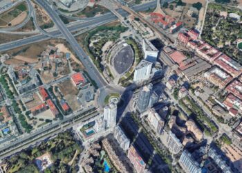 La Policía busca a un hombre de origen sudamericano tras disparar a un ciudadano maliense en las inmediaciones del Palacio de Congresos de Valéncia 18 La Policía busca a un hombre de origen sudamericano tras disparar a un ciudadano maliense en las inmediaciones del Palacio de Congresos de Valéncia
