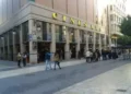Cierre preventivo en el centro de Valéncia: Cines Lys suspende su actividad ante la tensión por la convocatoria de grupos violentos