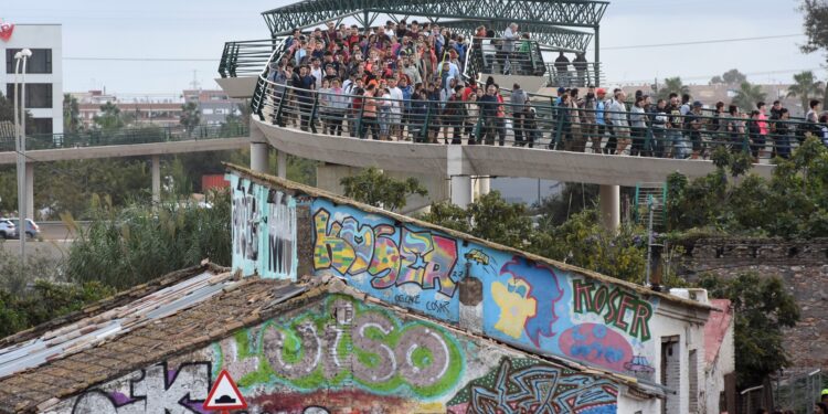 Valencia acuerda mantener viva la memoria de la dana 1 dana Pont Solidaritat. Foto Garcia Poveda