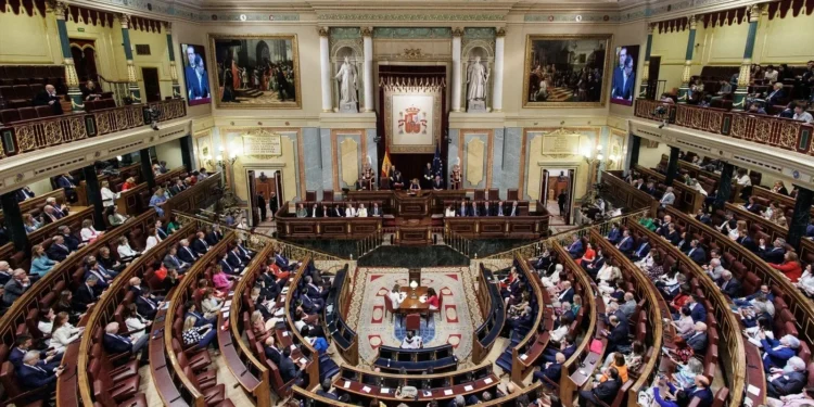 La legislatura termina sin nuevos Presupuestos y deja en el aire la condonación de la deuda autonómica y decenas de leyes 1 db07d6e5 f931 47e7 b515 e5f8750c7992 16 9 aspect ratio 1600w 0
