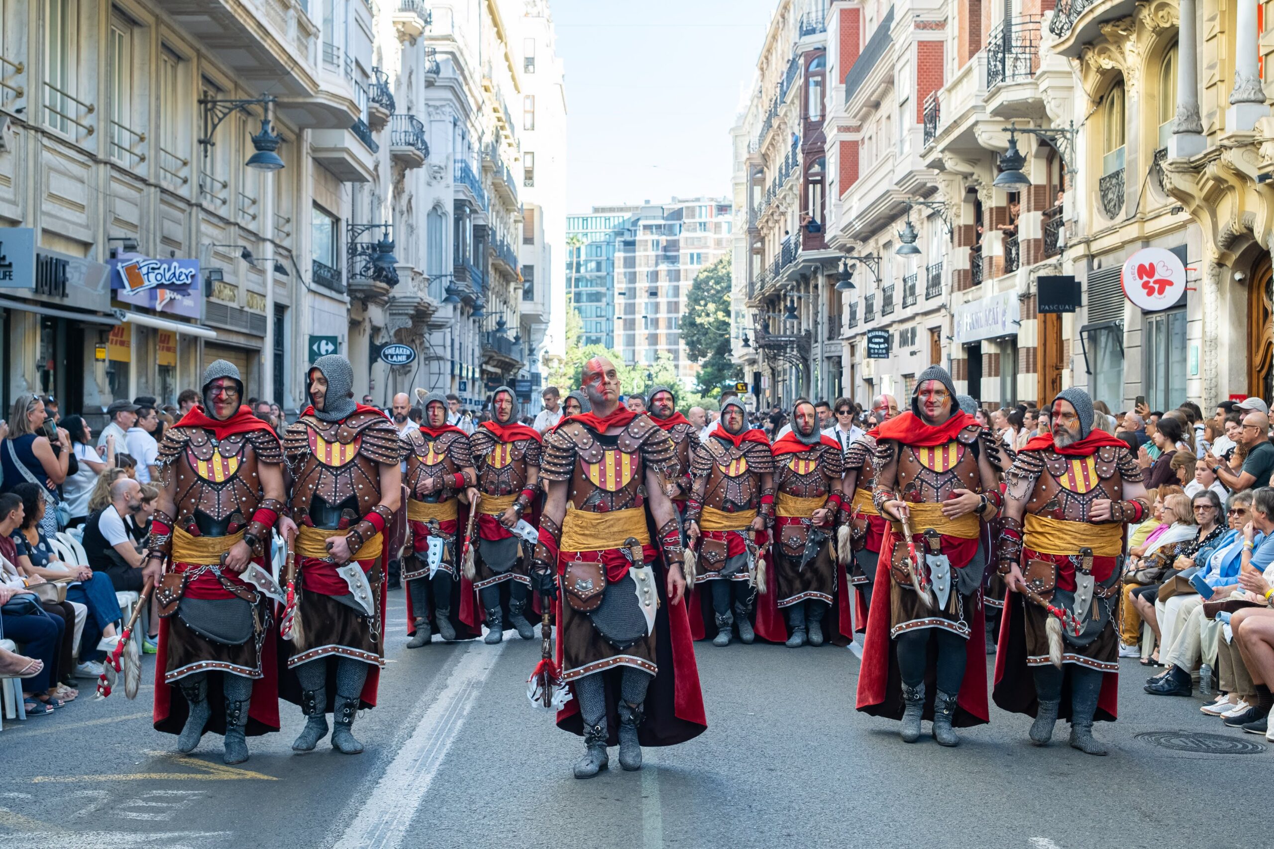 La Entrada de Moros y Cristianos reencuentra a Valéncia con su fiesta del 9 d'Octubre 7 entrada cristiana fevamic 9 octubre by vgutierrezVLC 43 scaled
