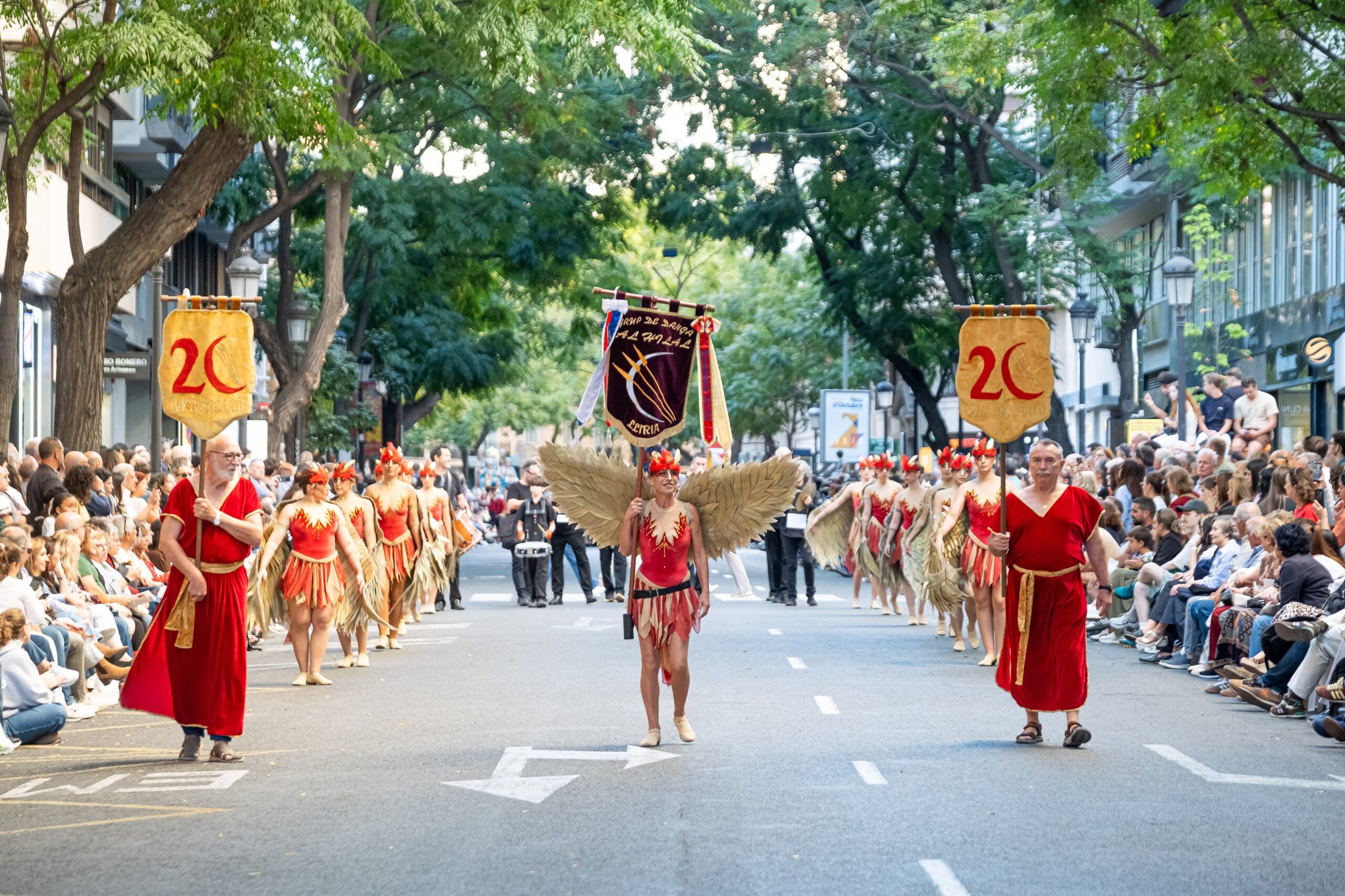 La Entrada de Moros y Cristianos reencuentra a Valéncia con su fiesta del 9 d'Octubre 13 entrada mora fevamic 9 octubre by vgutierrezVLC 1 scaled