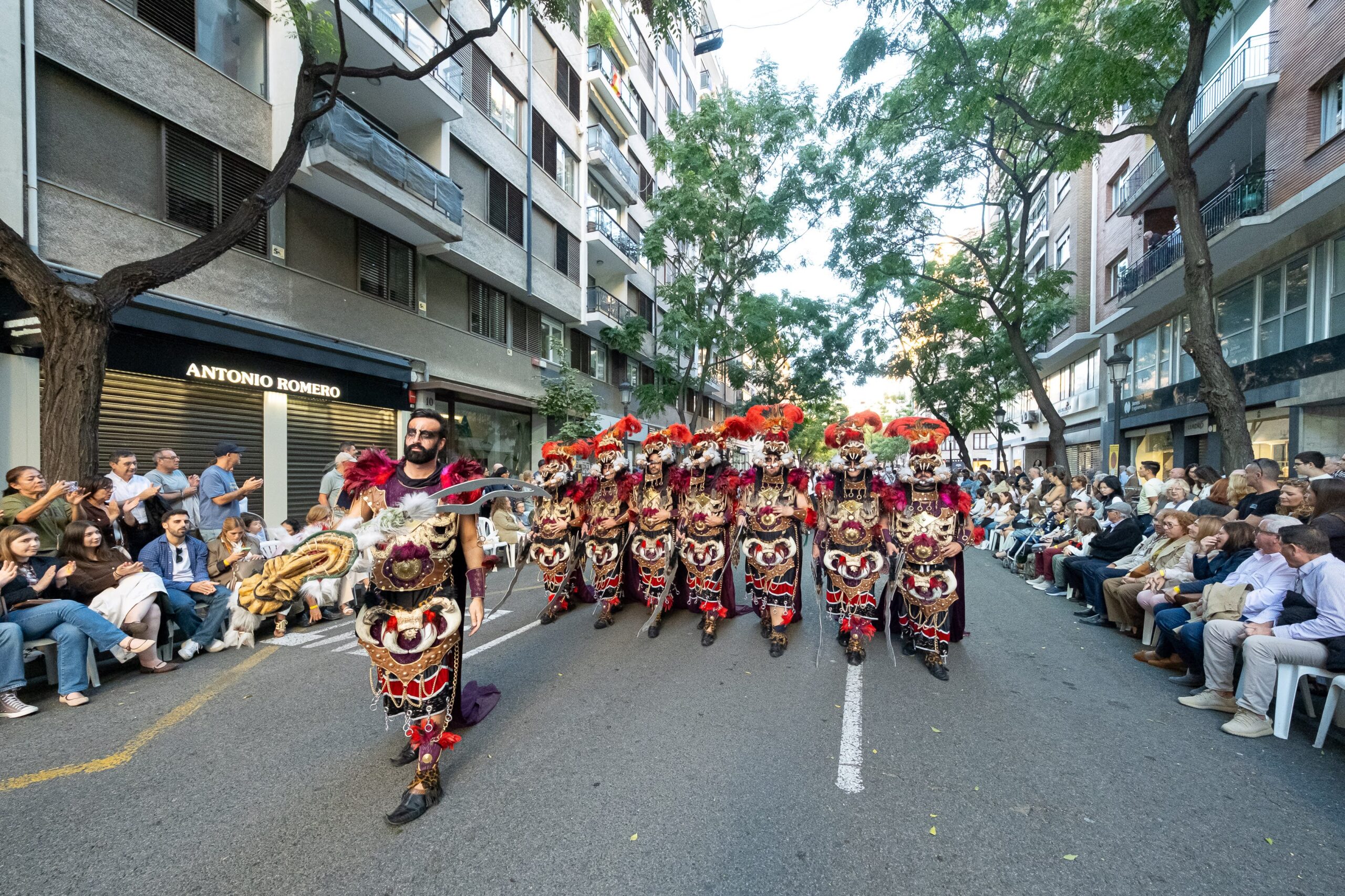 La Entrada de Moros y Cristianos reencuentra a Valéncia con su fiesta del 9 d'Octubre 17 entrada mora fevamic 9 octubre by vgutierrezVLC 20 scaled