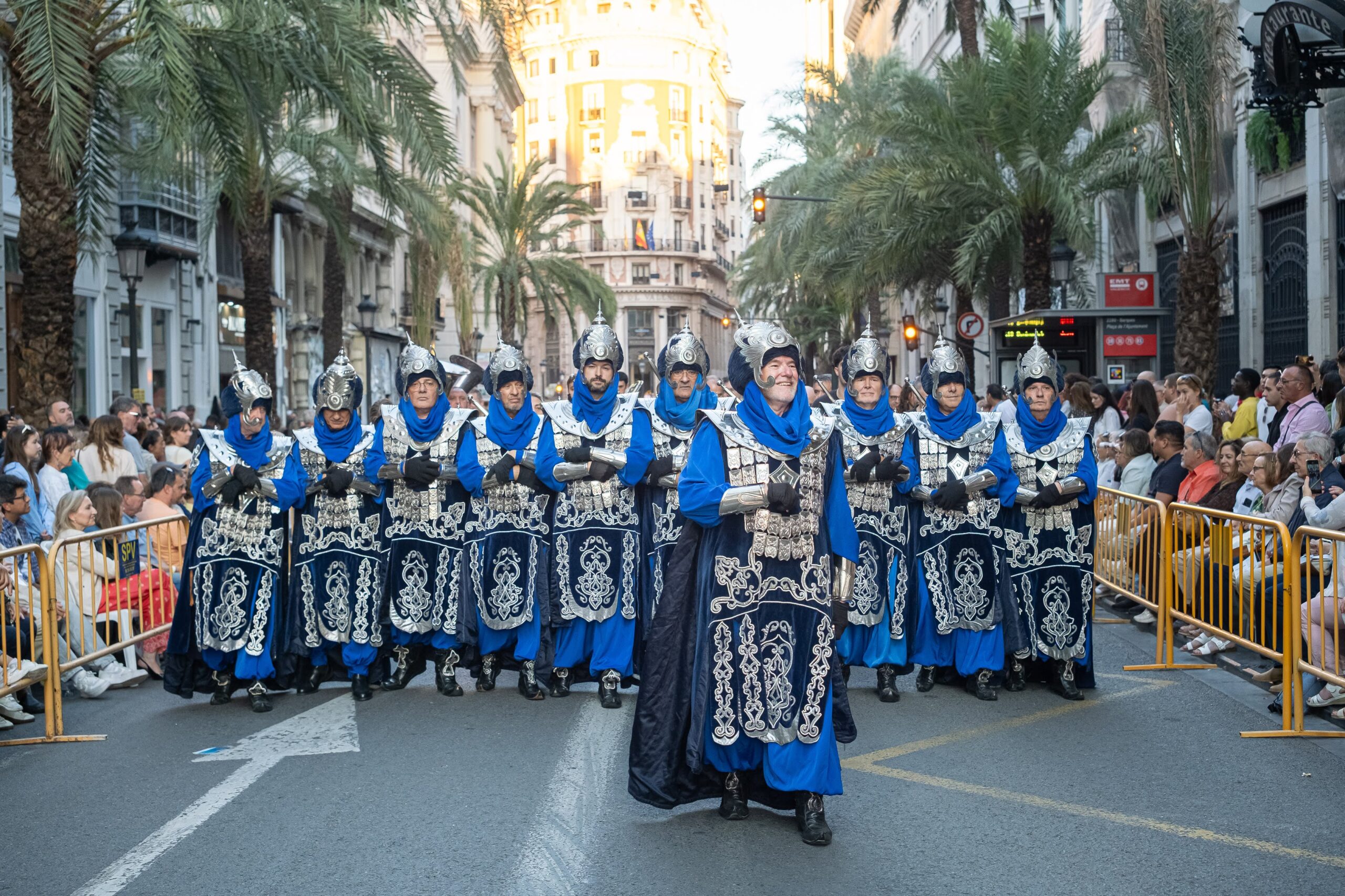 La Entrada de Moros y Cristianos reencuentra a Valéncia con su fiesta del 9 d'Octubre 20 entrada mora fevamic 9 octubre by vgutierrezVLC 75 scaled