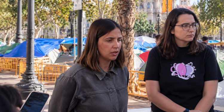 La acampada de Valencia llama a una huelga de alquileres: qué ocurriría si miles de inquilinos dejaran de pagar sus viviendas 1 La acampada de Valencia llama a una huelga de alquileres: qué ocurriría si miles de inquilinos dejaran de pagar sus viviendas