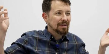 Iglesias reivindica el «País Valencià» para defender una coalición de Compromís, Podemos, IU y ERC