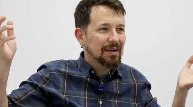 Iglesias reivindica el «País Valencià» para defender una coalición de Compromís, Podemos, IU y ERC