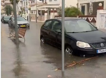 Temporal en la Comunitat Valenciana: Emergencias gestiona más de 200 incidentes por las intensas lluvias y tormentas 1 Temporal en la Comunitat Valenciana: Emergencias gestiona más de 200 incidentes por las intensas lluvias y tormentas