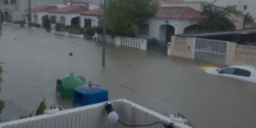 Listado de las 30 carreteras cortadas o con incidencias por el temporal