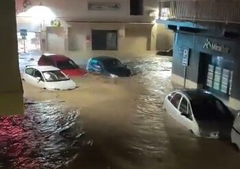 El temporal castiga la Comunitat Valenciana con más de 900 incidencias, rescates y fuertes inundaciones 14 El temporal castiga la Comunitat Valenciana con más de 900 incidencias, rescates y fuertes inundaciones