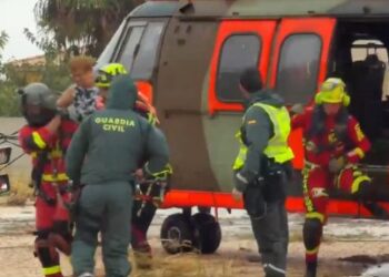 La Guardia Civil realiza 95 rescates y evacúa a más de 2.100 personas tras el paso de la DANA 14 La Guardia Civil realiza 95 rescates y evacúa a más de 2.100 personas tras el paso de la DANA