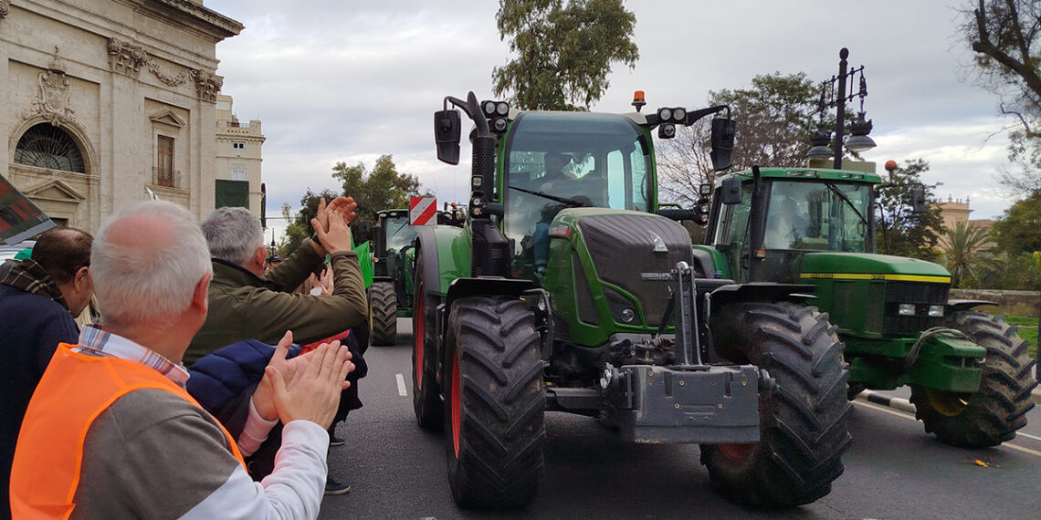 Campo vuelve a las calles: Tractorada en Madrid el 28 de Octubre contra la crisis de rentabilidad